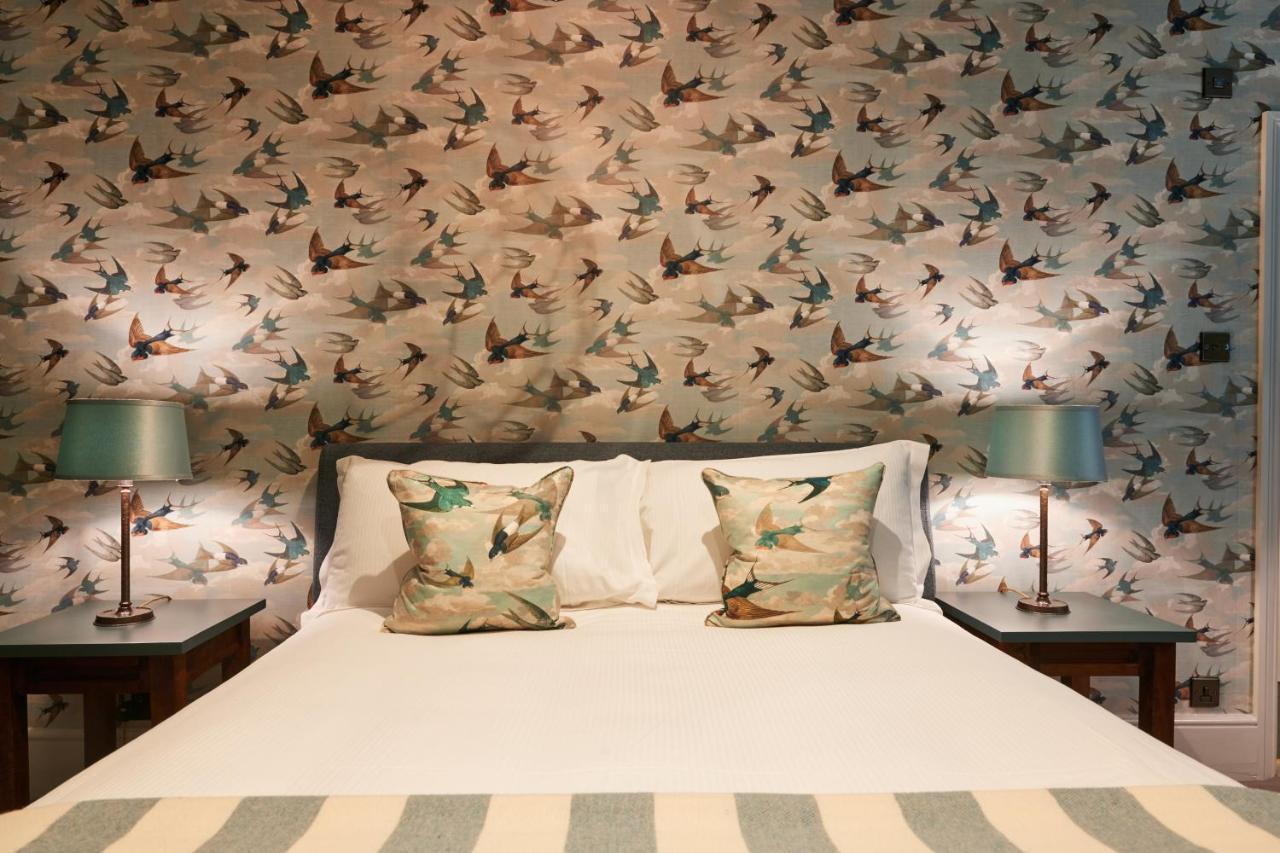 The Kings Arms Hotel Удсток Екстериор снимка